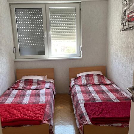 Apartment Veles Esterno foto